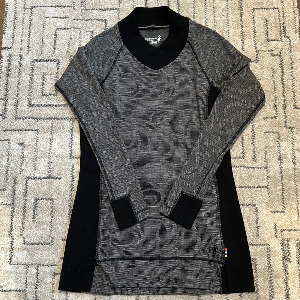 Smartwool tunic, size small